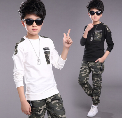 Long Sleeve Camouflage Sweatshirt and Pants